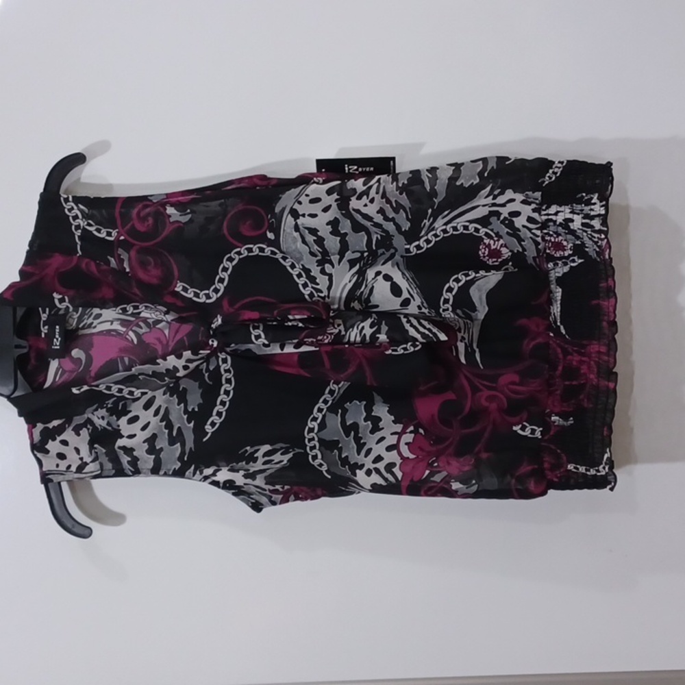 NWT IZ Byer Lg Sheer w/cami blk/merlot/silver sleeveless shirred waist top